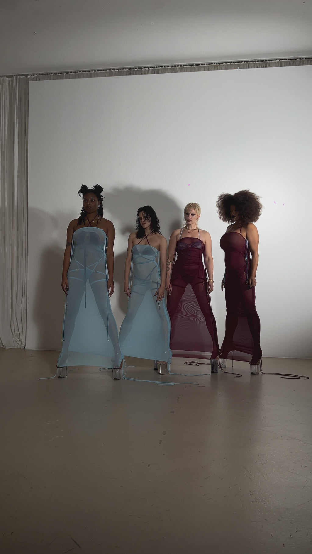 CONTOUR DRESS • icy blue